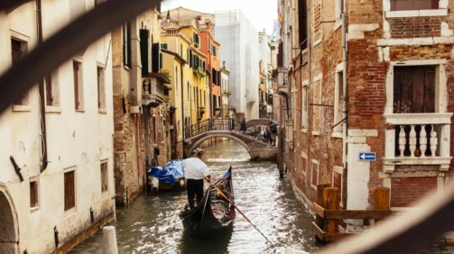 secret venice private tour history characters gossips